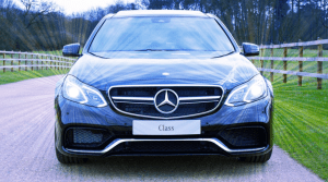 Read more about the article 一般洗車打蠟和深層精緻洗車差在哪？2邊的流程有甚麼不一樣